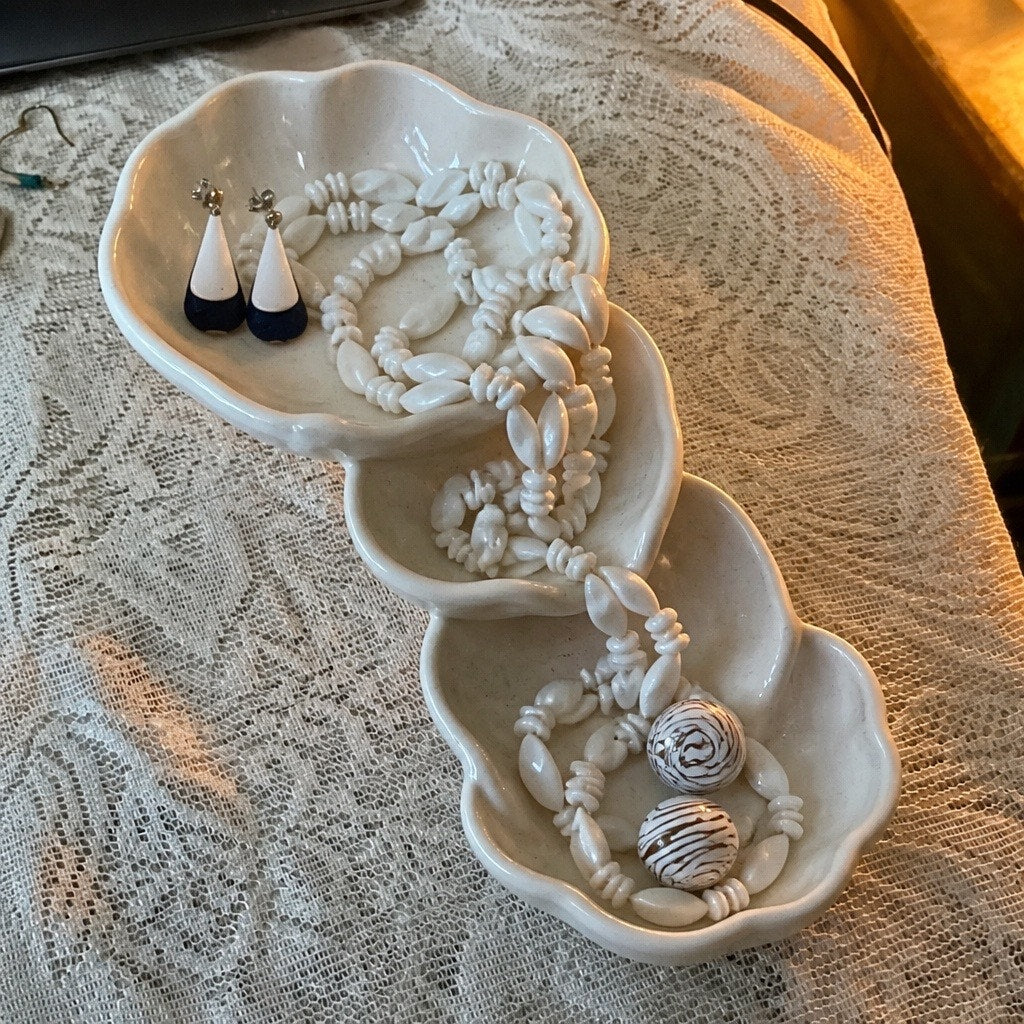 Mod Nautical Vintage 3-Piece Curated Jewelry Lot: Milk Glass Style