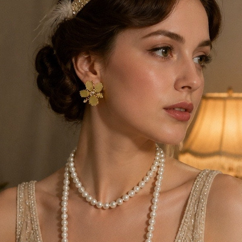 ✨ VINTAGE OLD HOLLYWOOD GLAMOUR: Multi-Strand Pearl Necklace & 2x Earring Set ✨