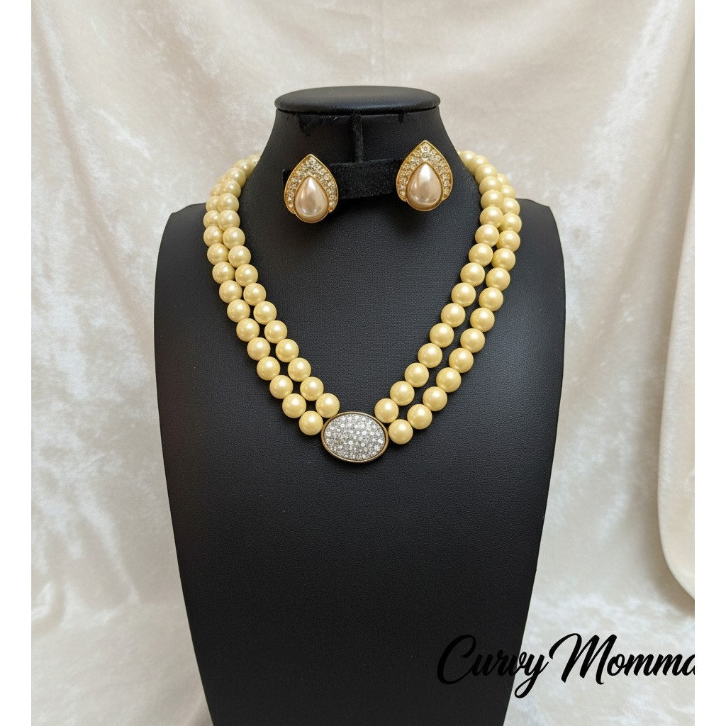 Avon 2005 Classic Hollywood Style Layered Pearl Strand Necklace with Pavé Accents