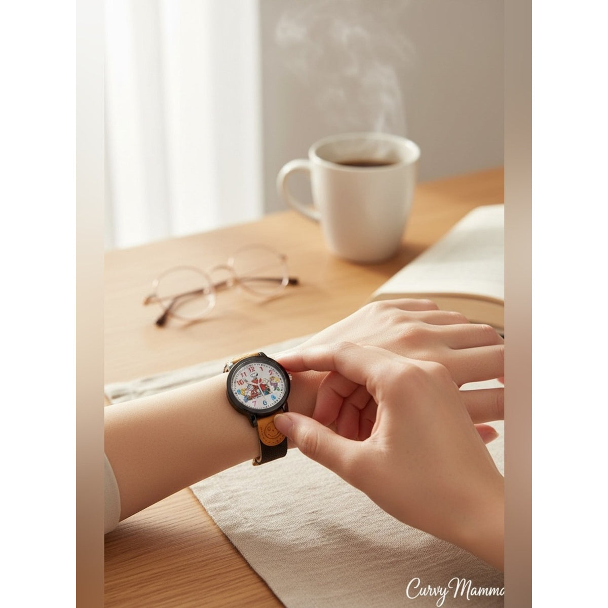 Cartoon Analog Wrist Watch - Brown