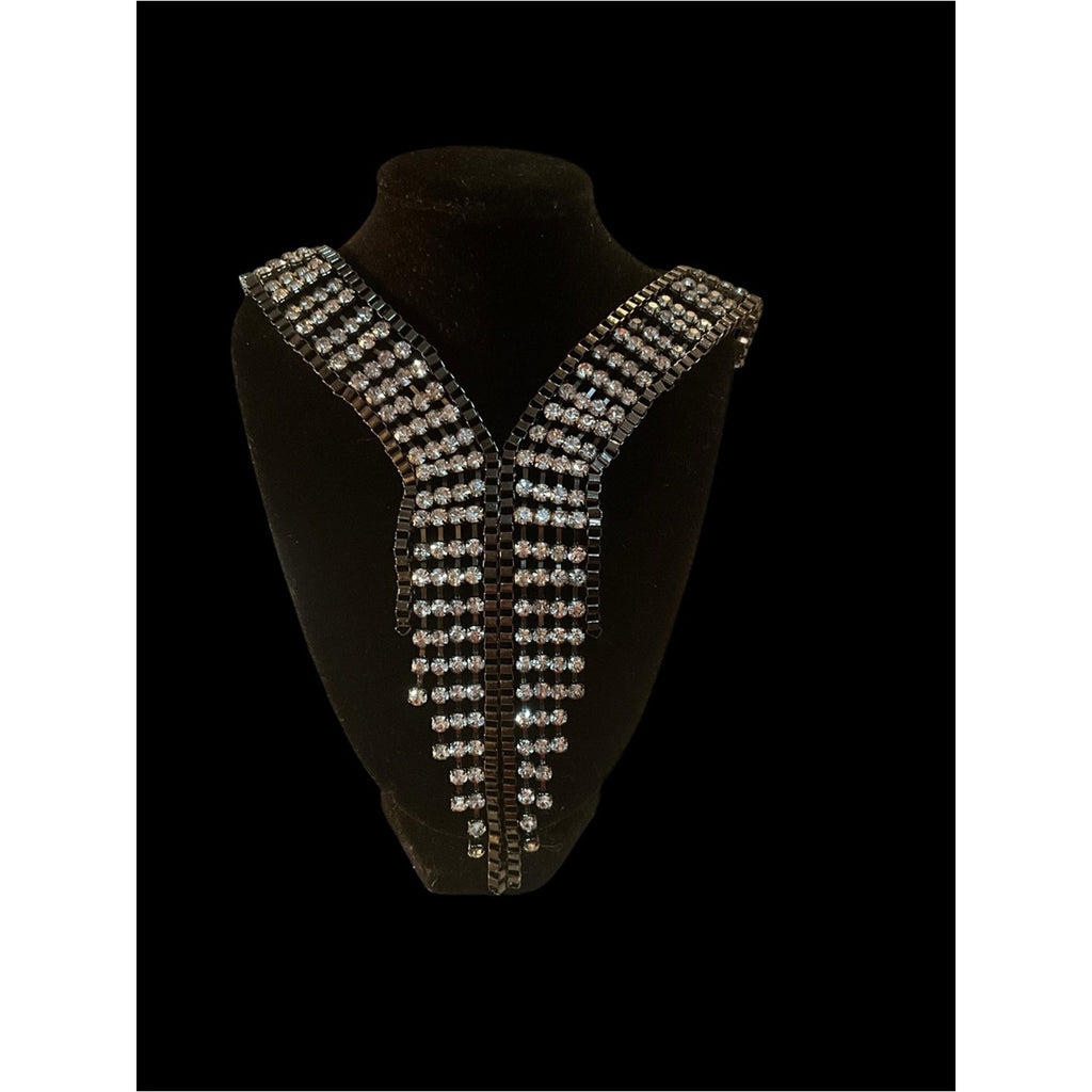 Gorgeous Vintage Elegant Black Crystal Statement Necklace