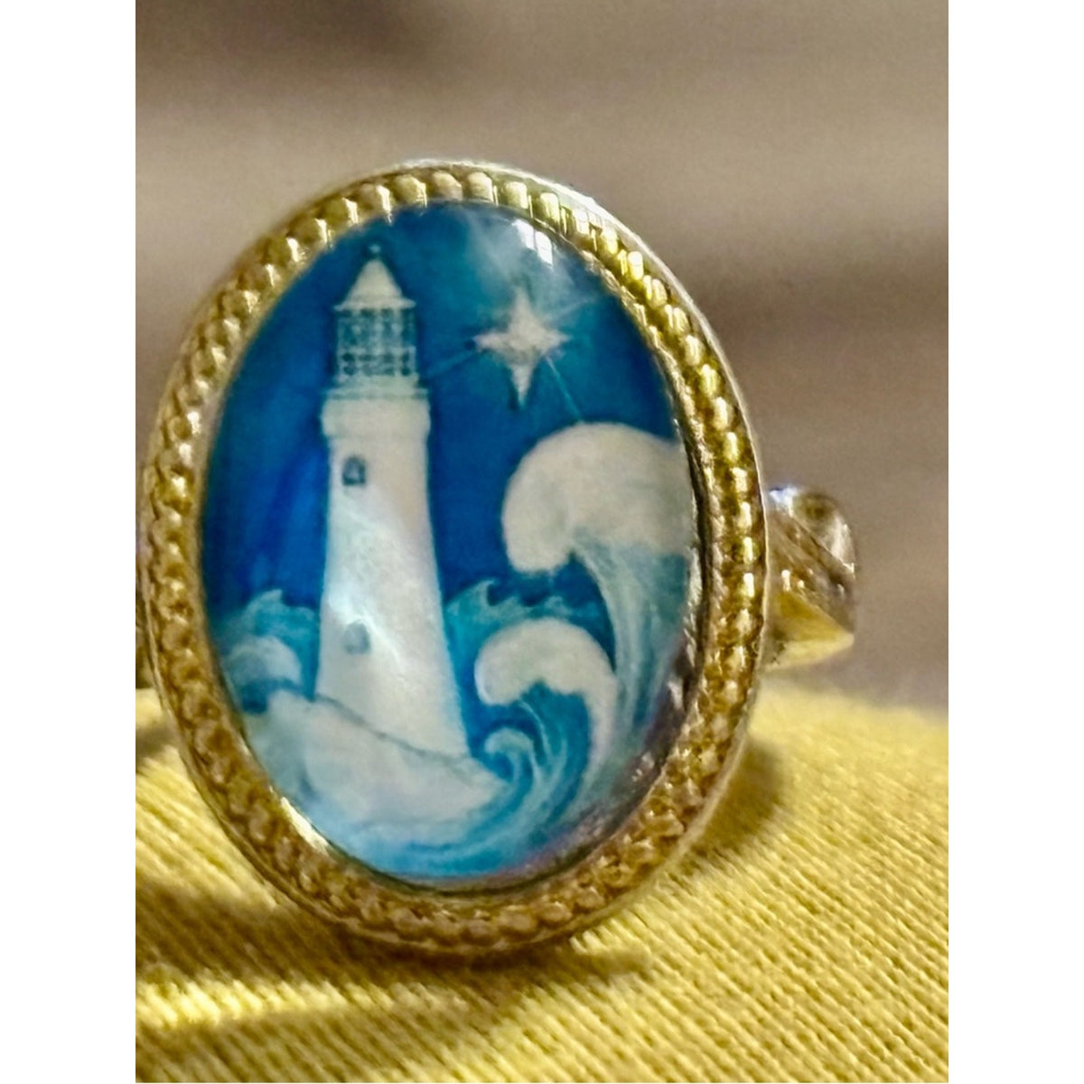 Lighthouse Cameo Ring | Twisted Rope Border