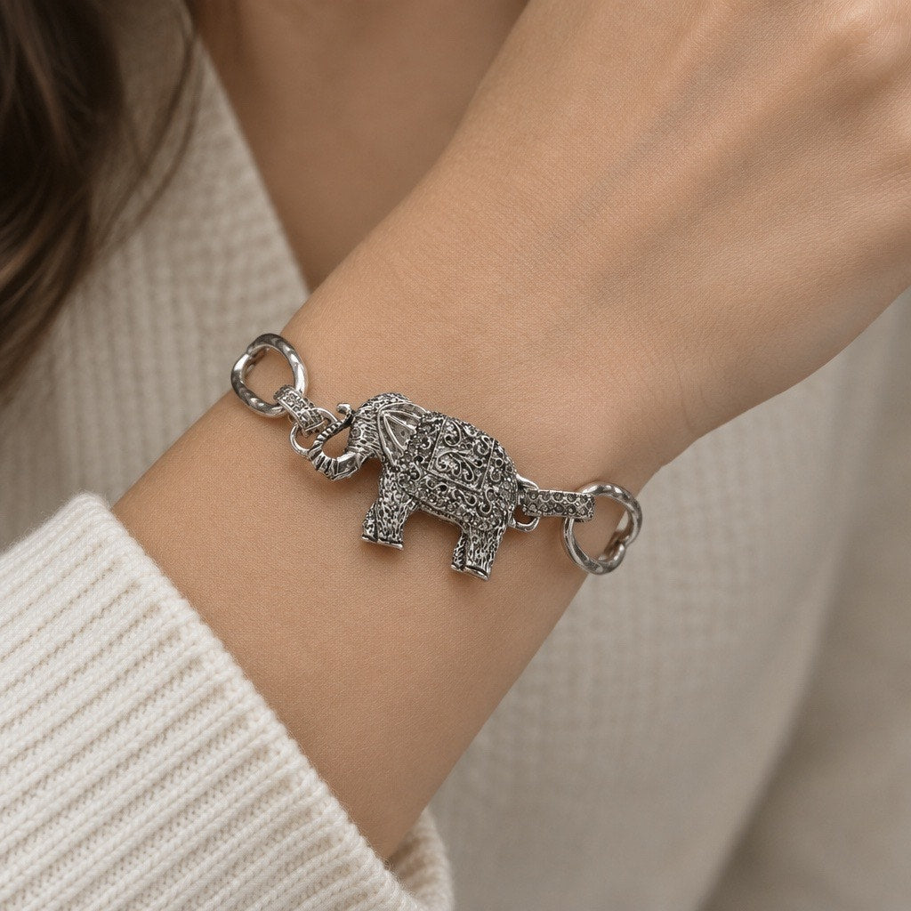 Vintage Elephant Charm Bracelet Pendant