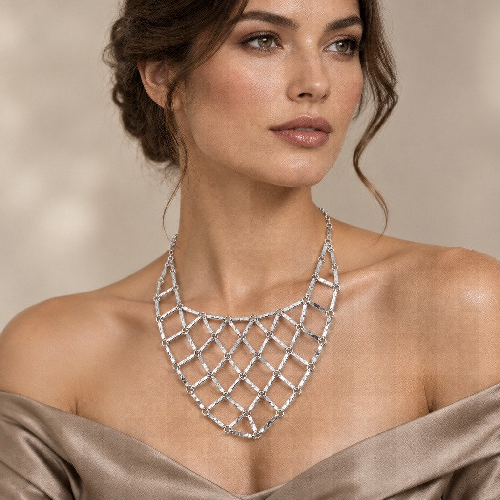Vintage New Discontinued Premier Designs Silver Statement Lattice Necklace