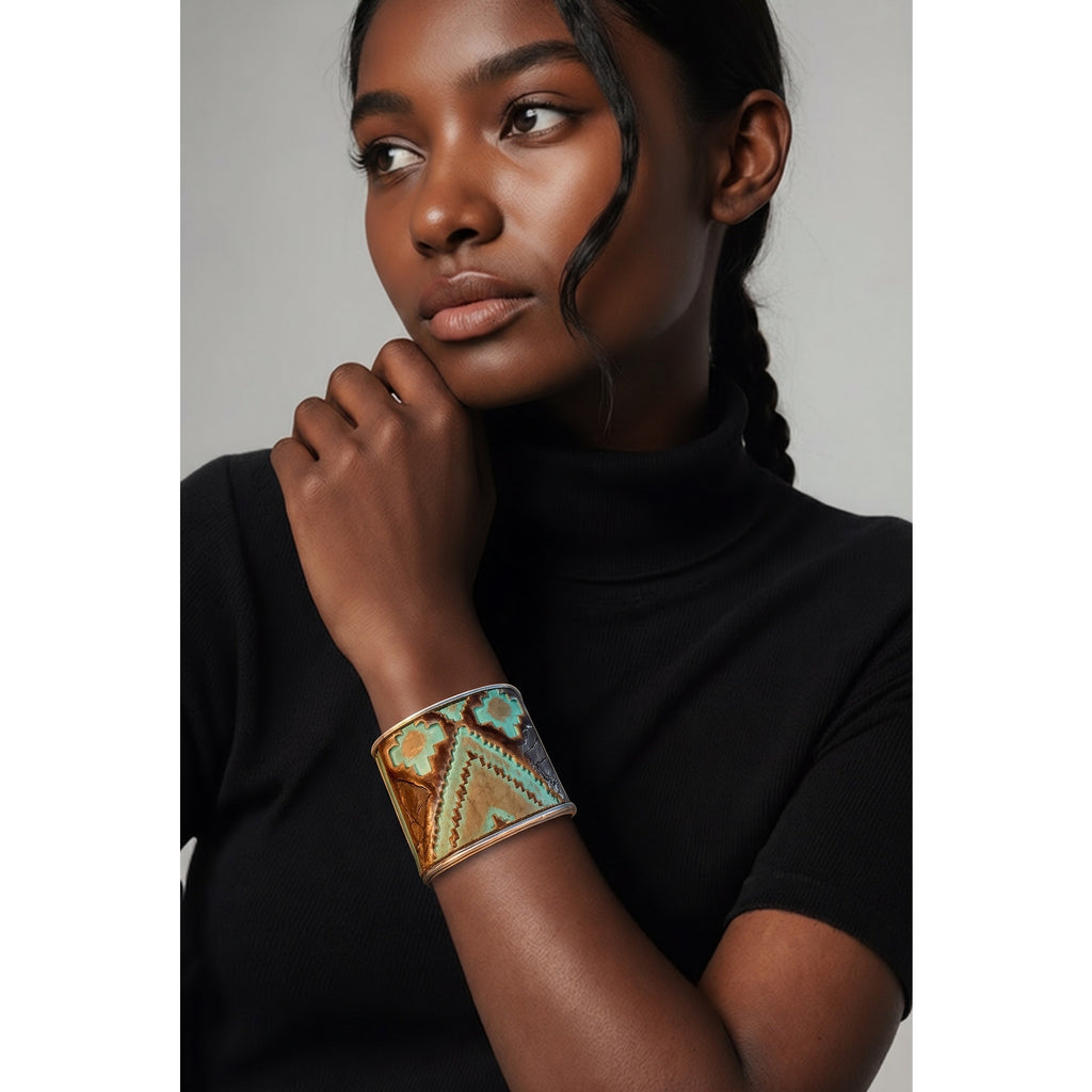 Navajo inspired Calfskin‎ Leather Bracelet Cuff