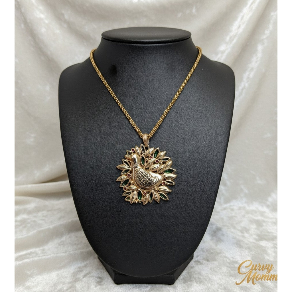 Vintage 1978 Sarah Coventry Partridge in a Pear Tree Pendant Necklace Gold Tone