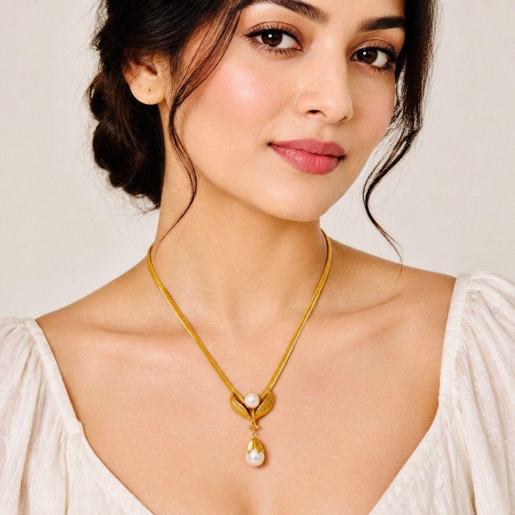 Vintage Gold Woven Mesh & Glass Pearl Drop Pendant Necklace - Dior Style