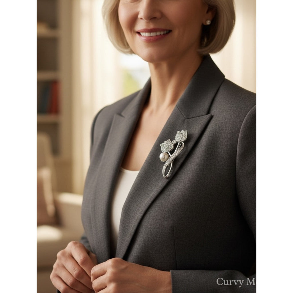 Stunning Silver-plated Floral Brooch - Elegant Women’s Jewelry