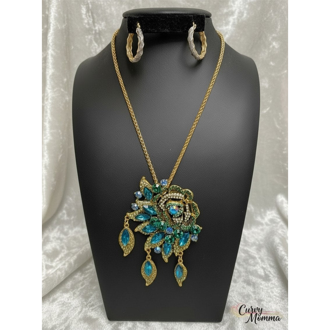 Vintage Rhinestone Rose Statement Pendant Necklace