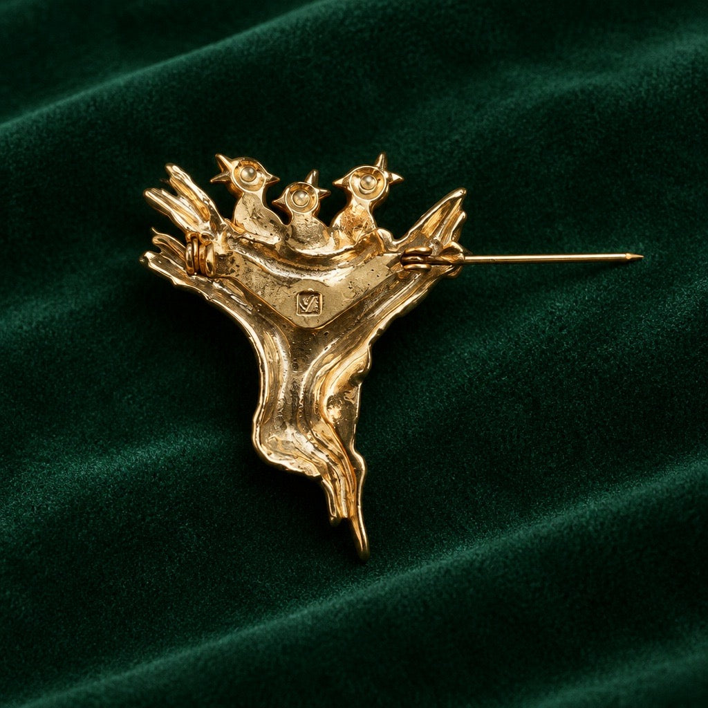 1940s Mid-Century  Signed ART Figural Bird Nest Brooch – Textured Gold Tone Mother Bird & Three Babies with Ruby Rhinestone Eyes