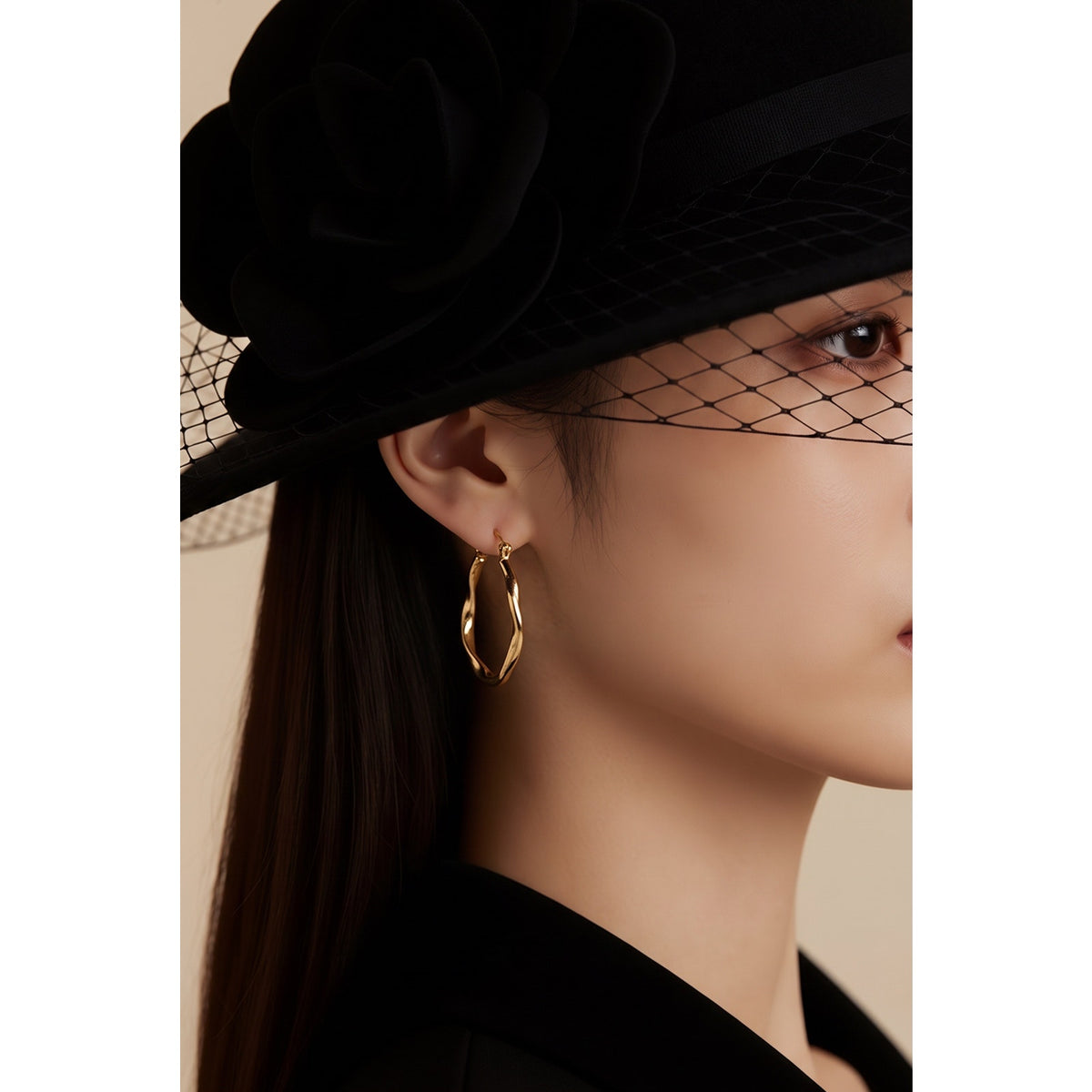 The Solis Hoops 18K Gold Plated Wave Hoop Earrings – Minimalist Fluid Metal Jewelry