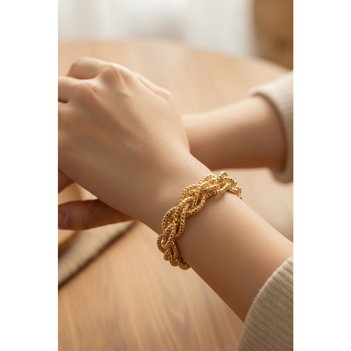 1970s Vintage Italian 18K Yellow Gold Plated Braided Mesh Statement Link Bracelet