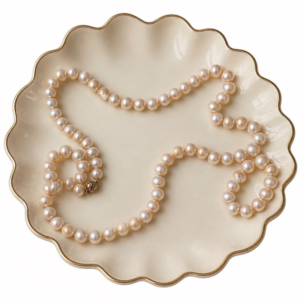 c.1960s Vintage Hand-Knotted Genuine Freshwater Pearl Strand Necklace