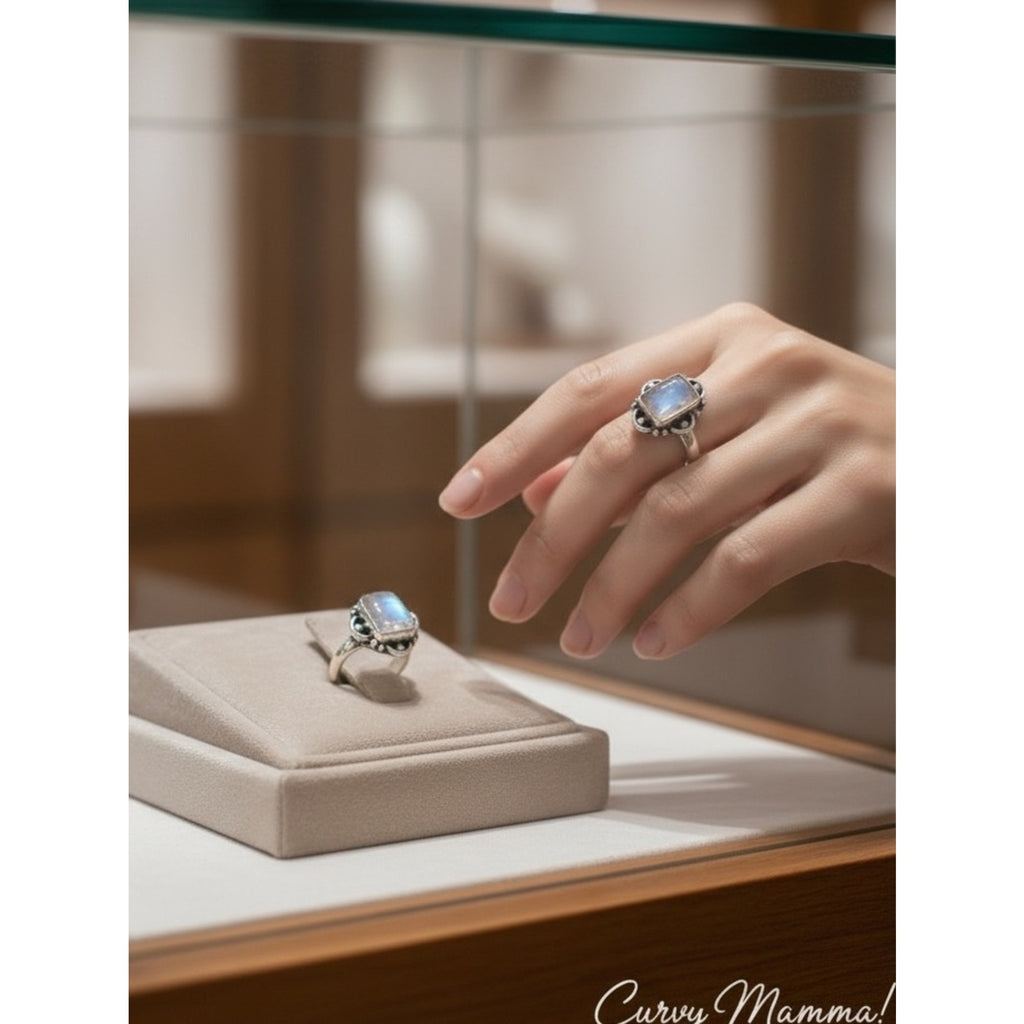 925 Silver Moonstone Square Ring - Iridescent  size 7