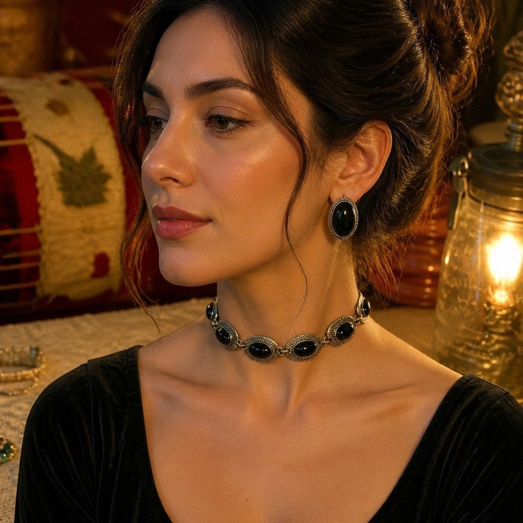 Vintage Southwestern Antiqued Silver Glossy Black Cabochon 3pc Jewelry Set