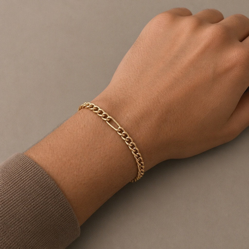 Vintage 14 K Gold Plated Figaro Link Chain Bracelet