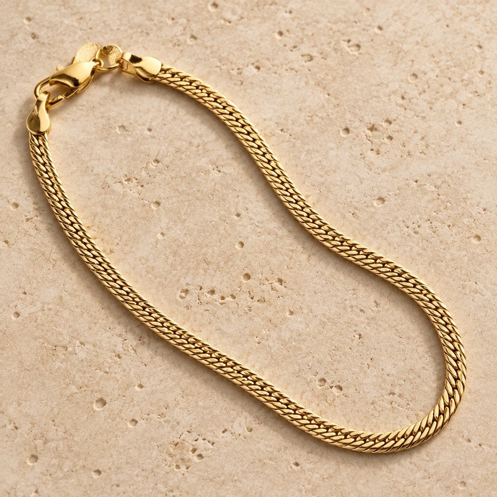 Vintage Signed Elegant Gold Plated Women's Chain Bracelet